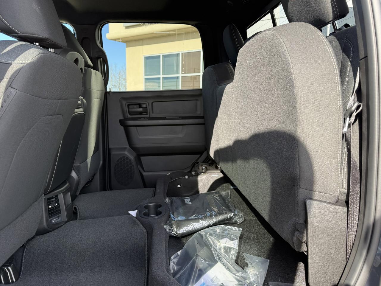 2026 Ram 3500 Tradesman Crew Cab 4x4 | Cummins Diesel | NAV | 12IN Touchscreen | Backup Camera | Towing Ready Redwater AB