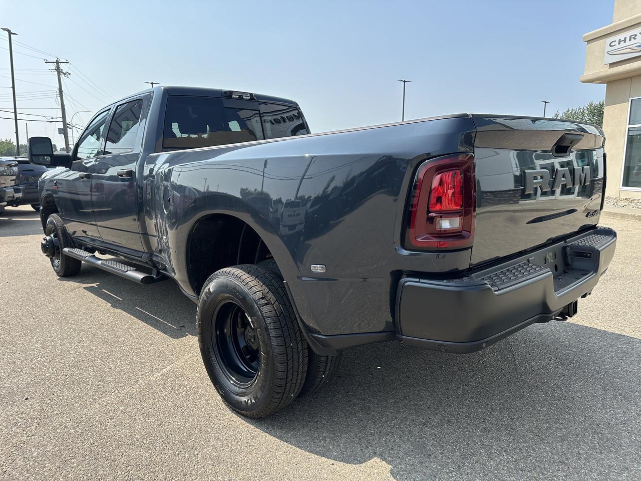 2026 Ram 3500 Tradesman Crew Cab 4x4 | Cummins HO Turbo Diesel | Forged Blue | Max Tow Package | 5th Wheel Prep Redwater AB
