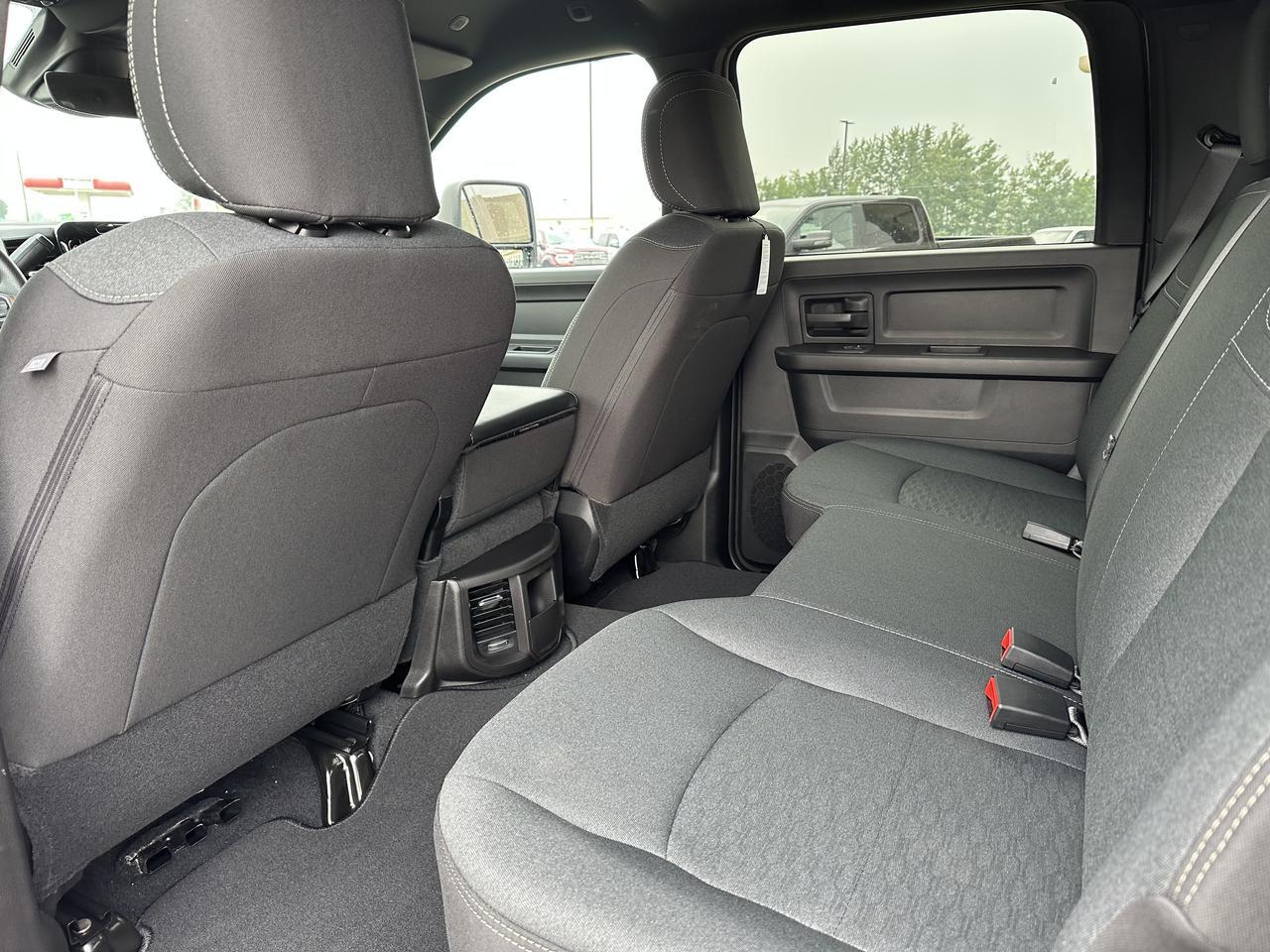 2026 Ram 3500 Tradesman Crew Cab 4x4 | Cummins Turbo Diesel | 5th Wheel Towing | Dual 730A Batteries Redwater AB