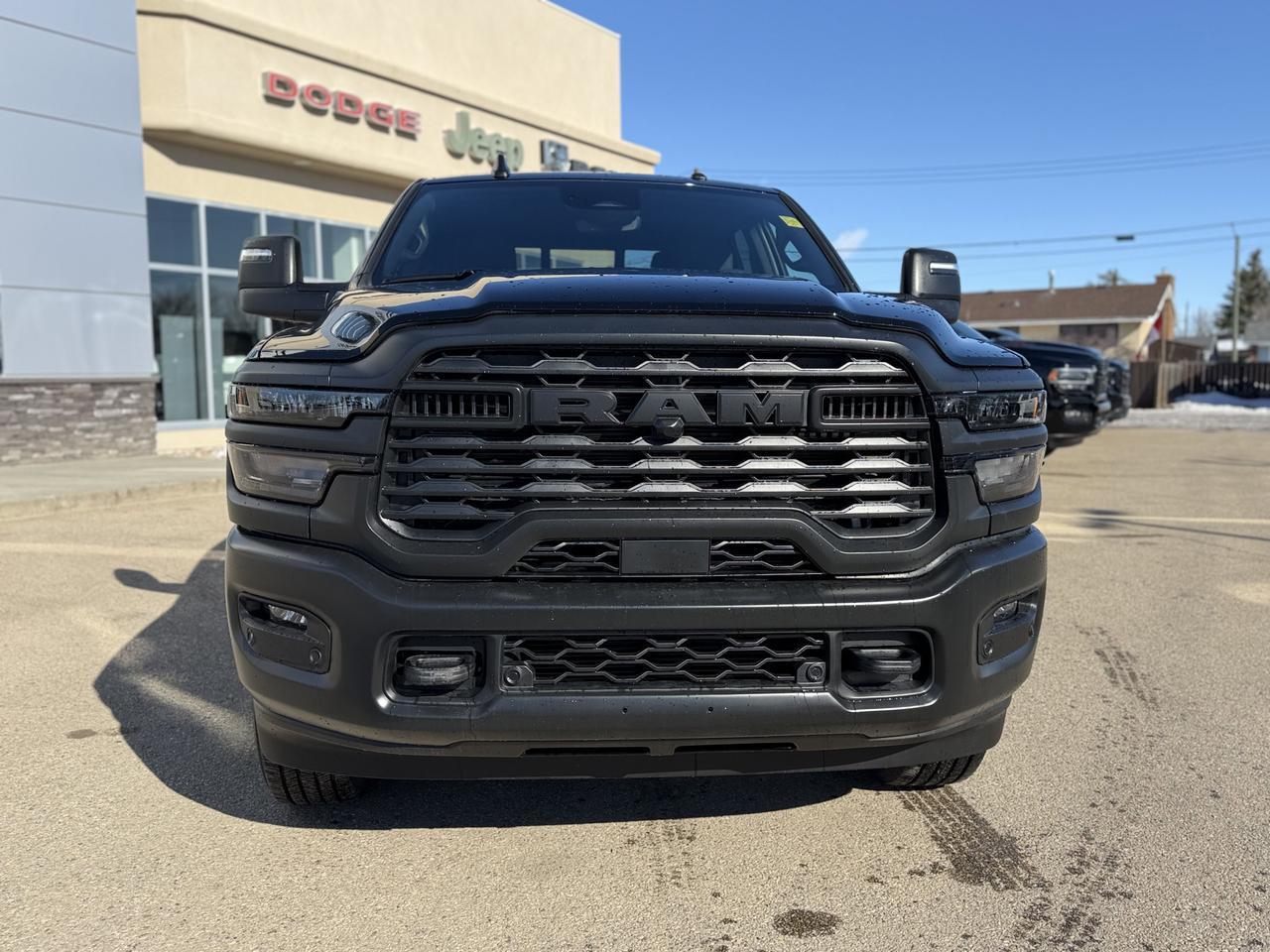 2026 Ram 3500 Tradesman Crew Cab 4x4 | HO Turbo Diesel | 5th Wheel | NAV | Rearview Camera | HD Towing Redwater AB