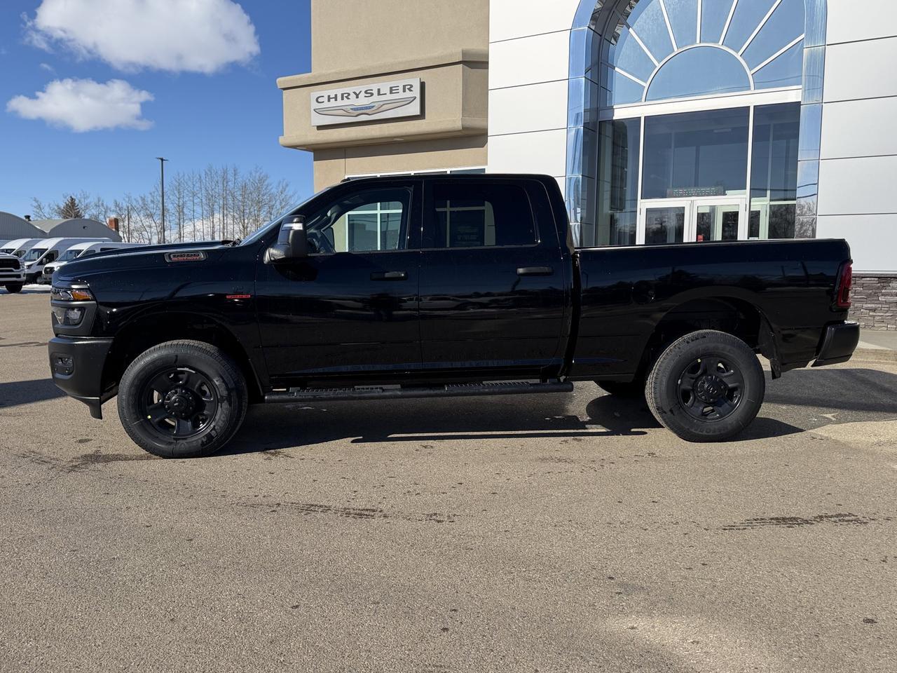 2026 Ram 3500 Tradesman Crew Cab 4x4 | HO Turbo Diesel | 5th Wheel | NAV | Rearview Camera | HD Towing Redwater AB