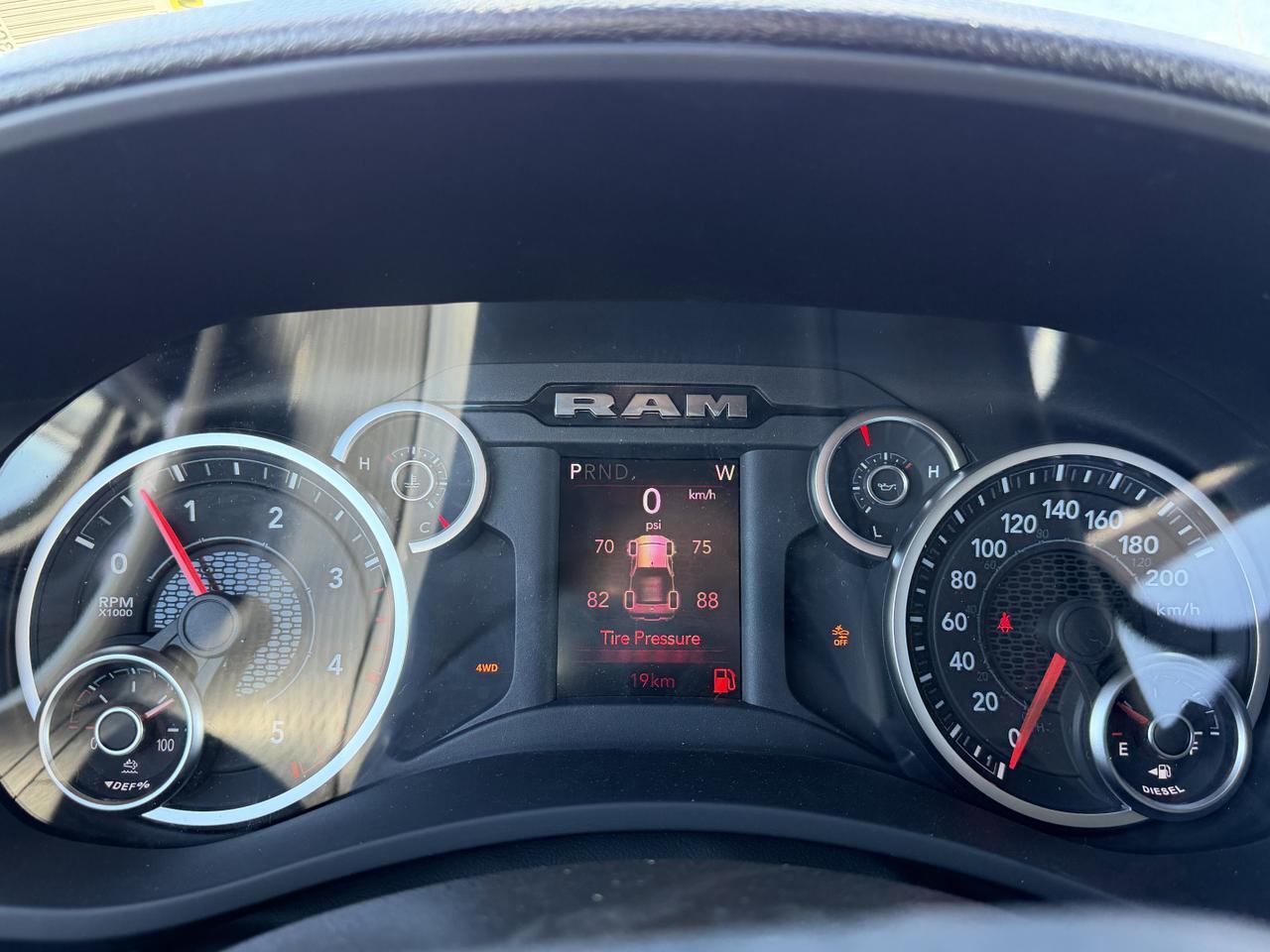 2026 Ram 3500 Tradesman Crew Cab 4x4 | HO Turbo Diesel | 5th Wheel | NAV | Rearview Camera | HD Towing Redwater AB