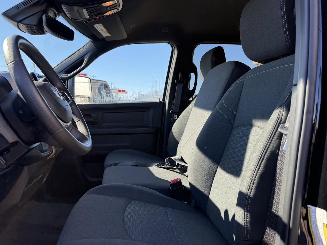 2026 Ram 3500 Tradesman Crew Cab 4x4 | HO Turbo Diesel | 5th Wheel | NAV | Rearview Camera | HD Towing Redwater AB