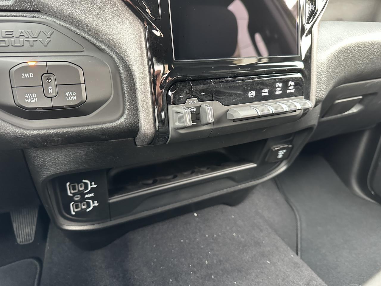 2026 Ram 3500 Tradesman Crew Cab 4x4 | Turbo Diesel | Ceramic Grey | NAV | 12IN Display | Towing Ready Redwater AB
