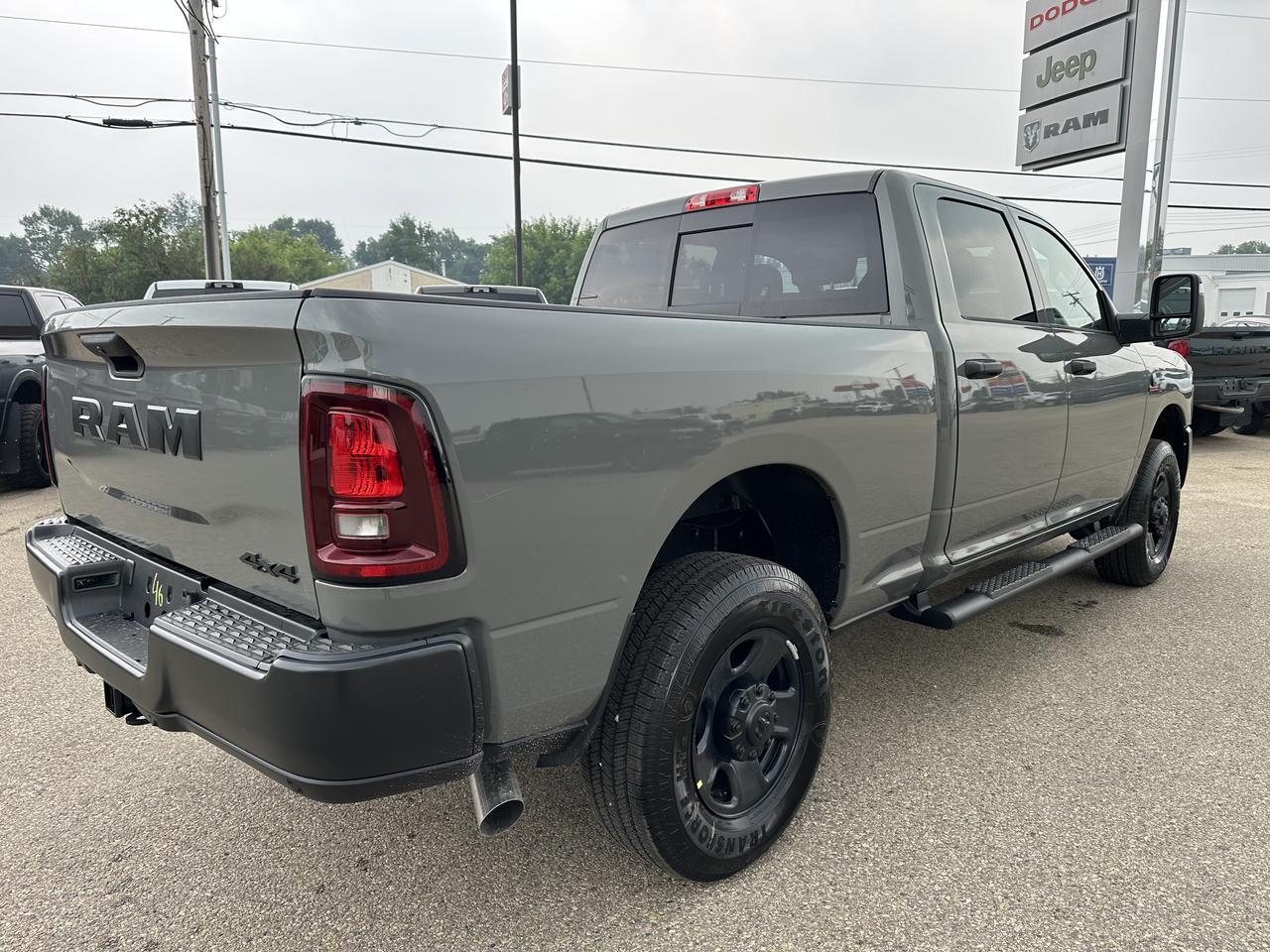 2026 Ram 3500 Tradesman Crew Cab 4x4 | Turbo Diesel | Ceramic Grey | NAV | 12IN Display | Towing Ready Redwater AB