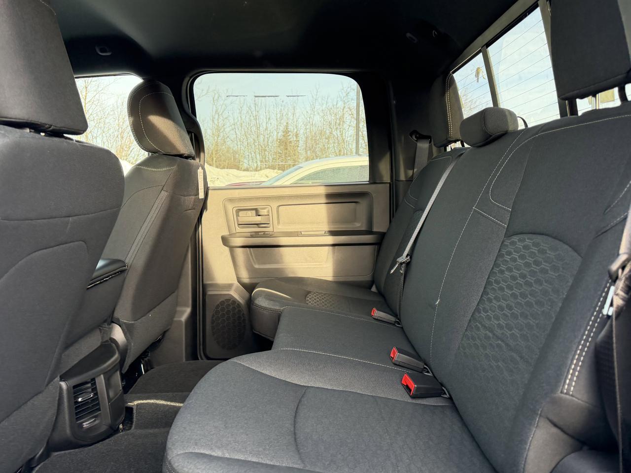 2026 Ram 3500 Tradesman Crew Cab 4x4 Dually | 6.7L HO Cummins Diesel | 8' Box | Max Tow Package | Uconnect 5 NAV Redwater AB