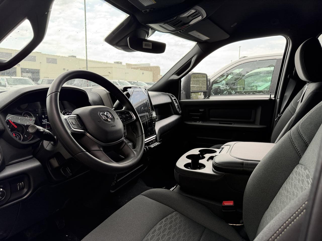 2026 Ram 3500 Tradesman Crew cab 4x4 | Cummins Diesel | NAV | 12IN Display | 5th Wheel Towing Prep Redwater AB