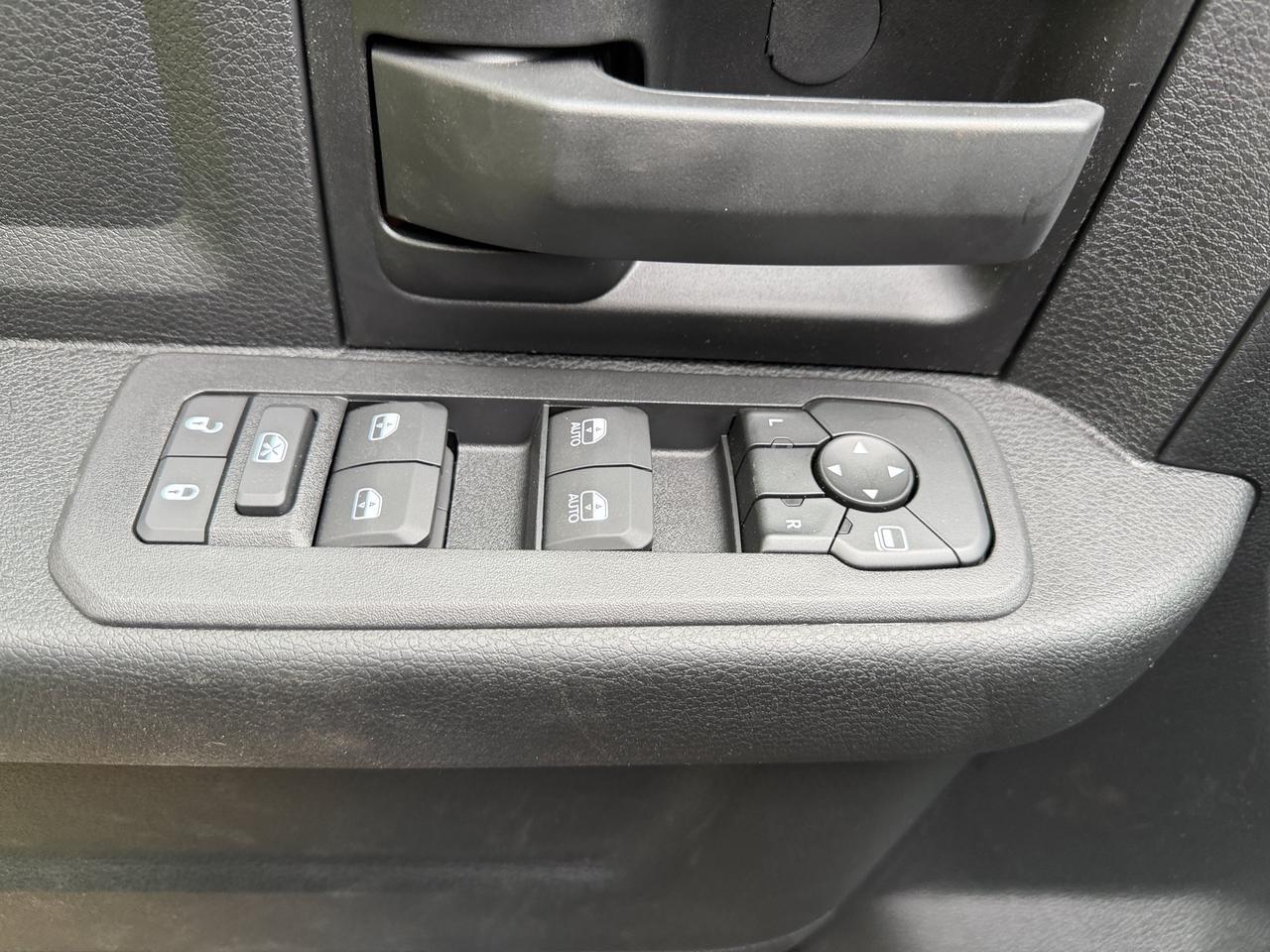 2026 Ram 3500 Tradesman Crew cab 4x4 | Cummins Diesel | NAV | 12IN Display | 5th Wheel Towing Prep Redwater AB