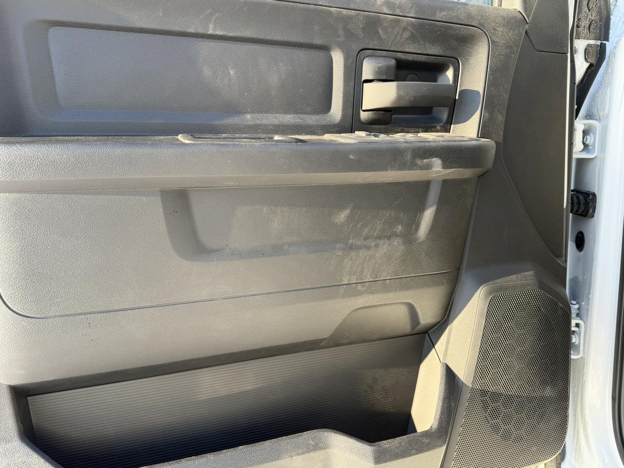 2026 Ram 3500 Tradesman Redwater AB