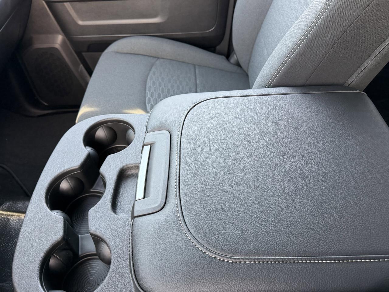 2026 Ram 3500 Tradesman Redwater AB