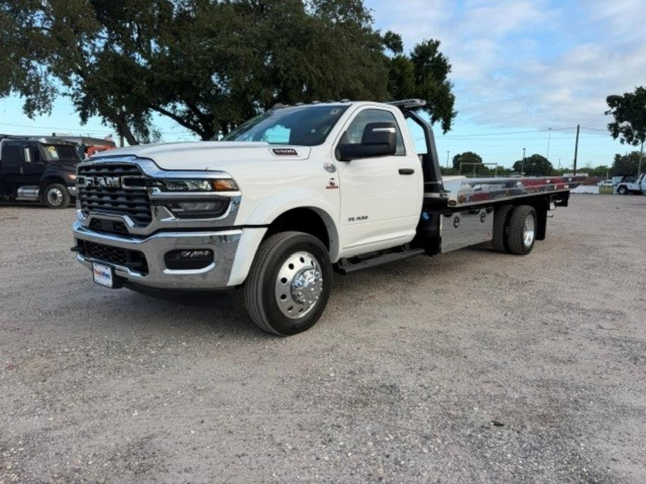 2026 Ram 5500 Chassis Cab Jerr-Dan 20' XLP Aluminum Rollback Car Carrier