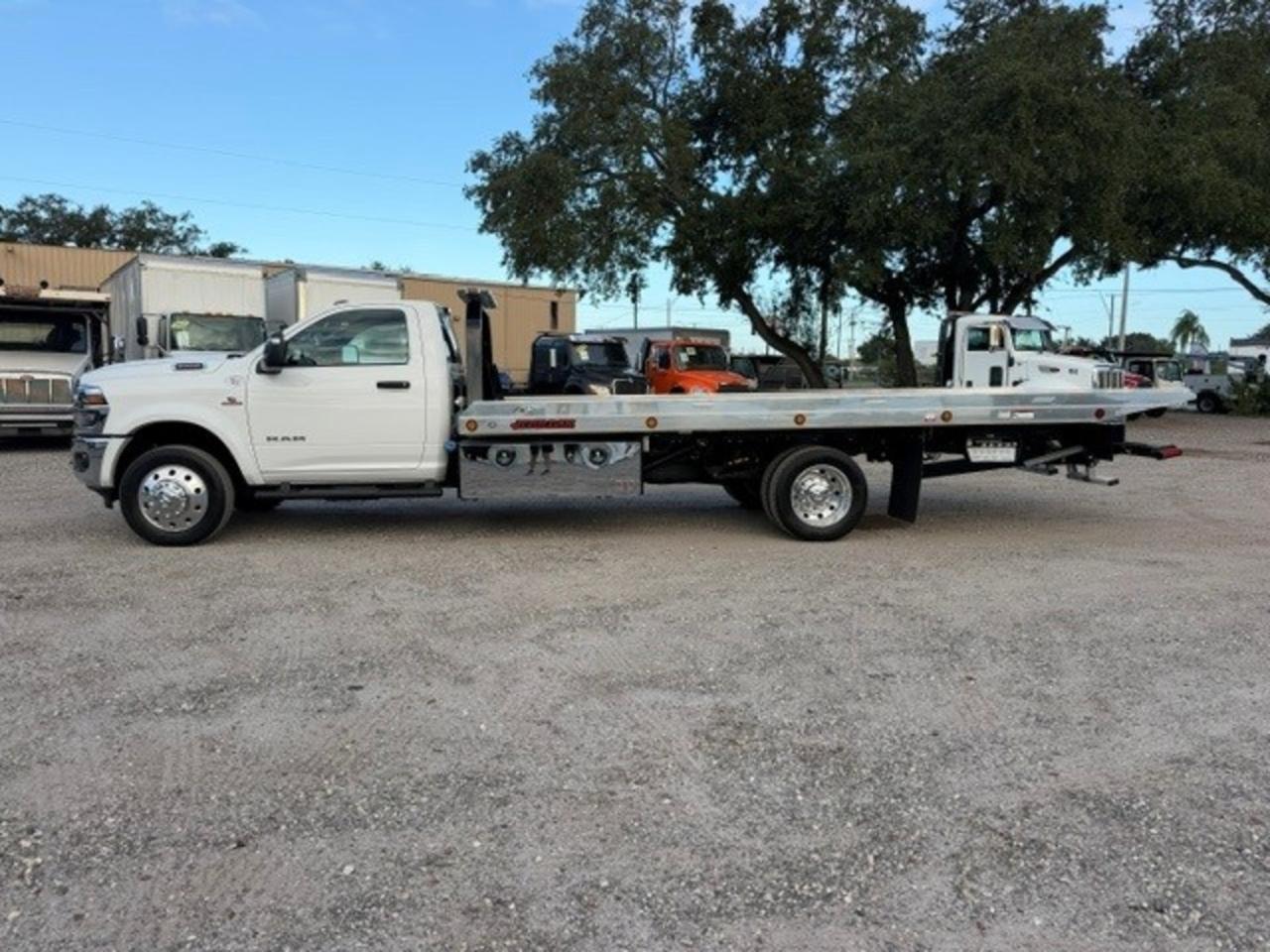 2026 Ram 5500 Chassis Cab Jerr-Dan 20' XLP Aluminum Rollback Car Carrier