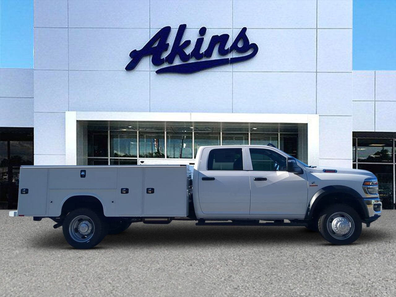 2026 Ram 5500 Chassis Cab Service Body