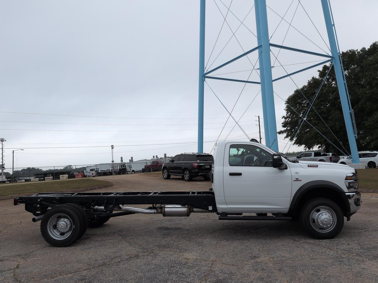 2026 Ram 5500 Chassis Cab Tradesman