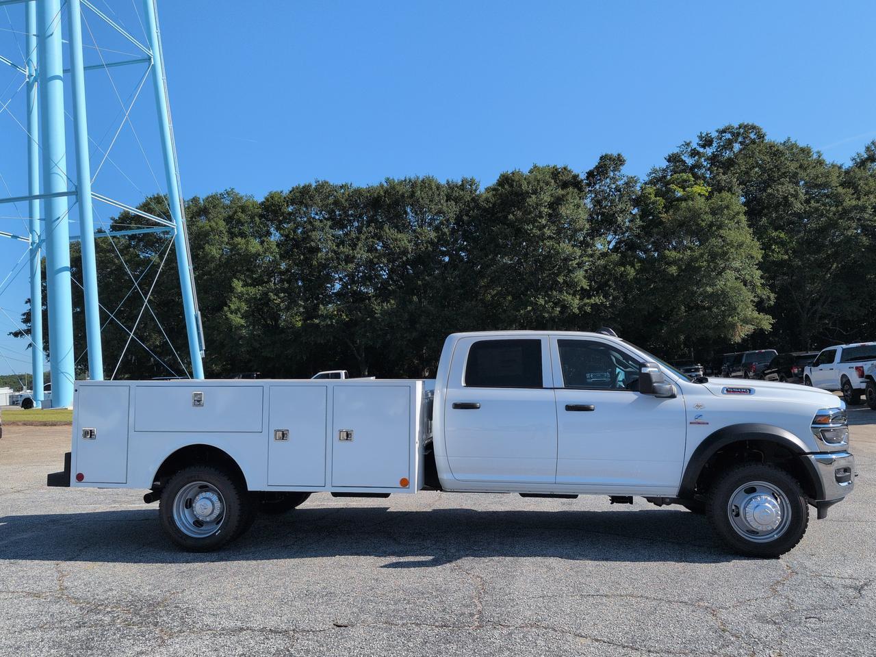 2026 Ram 5500 Chassis Cab Tradesman