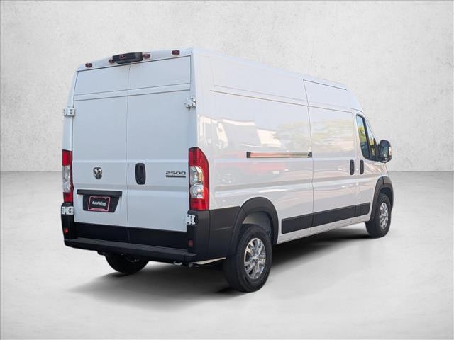 2026 Ram ProMaster Cargo Van SLT