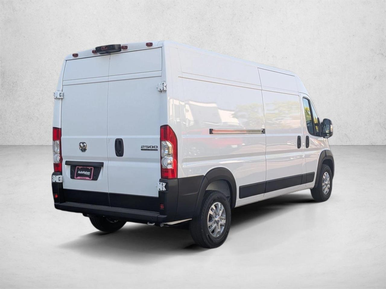 2026 Ram ProMaster Cargo Van SLT