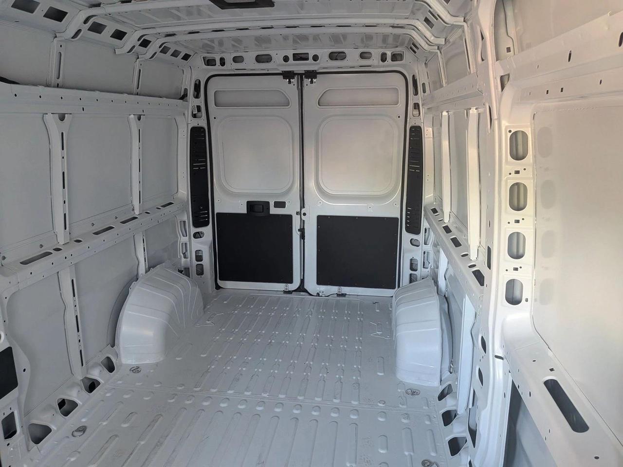 2026 Ram ProMaster Cargo Van SLT Roseville CA