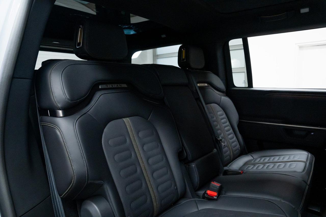 2026 Rivian R1S AWD Dual Motor 1 Owner Vented Seats Portland OR