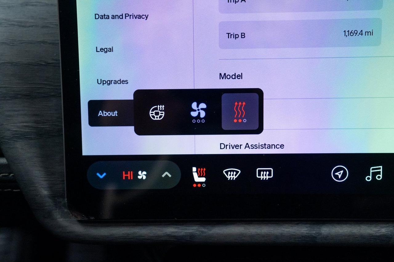 2026 Rivian R1S AWD Dual Motor 1 Owner Vented Seats Portland OR