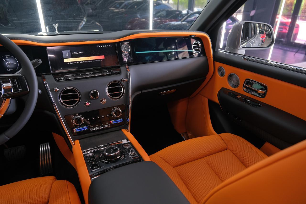 2026 Rolls-Royce Cullinan Base Miami FL