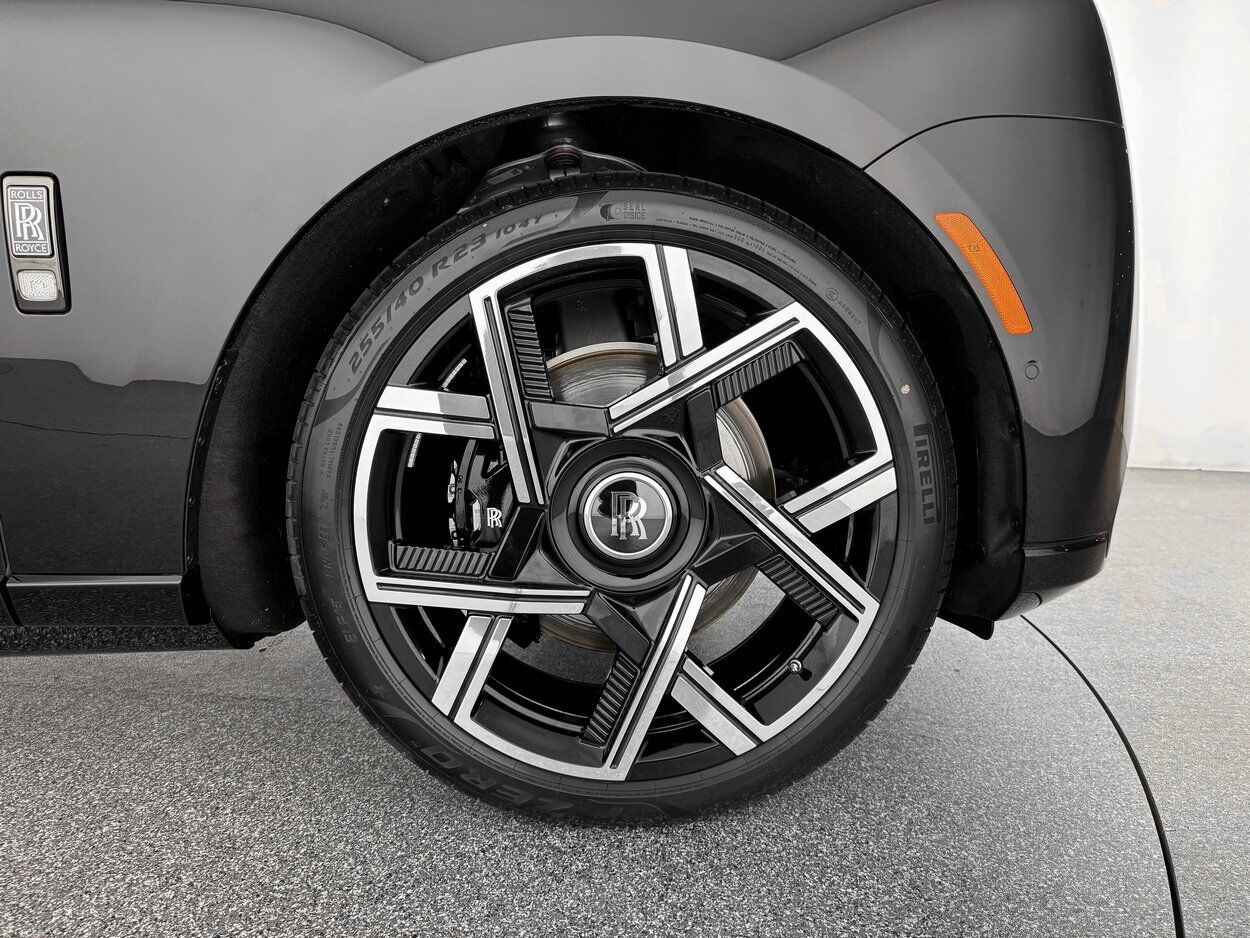 2026 Rolls-Royce Cullinan Black Badge Bellevue WA