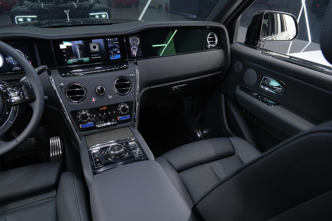 2026 Rolls-Royce Cullinan Mansory Wheels Miami FL