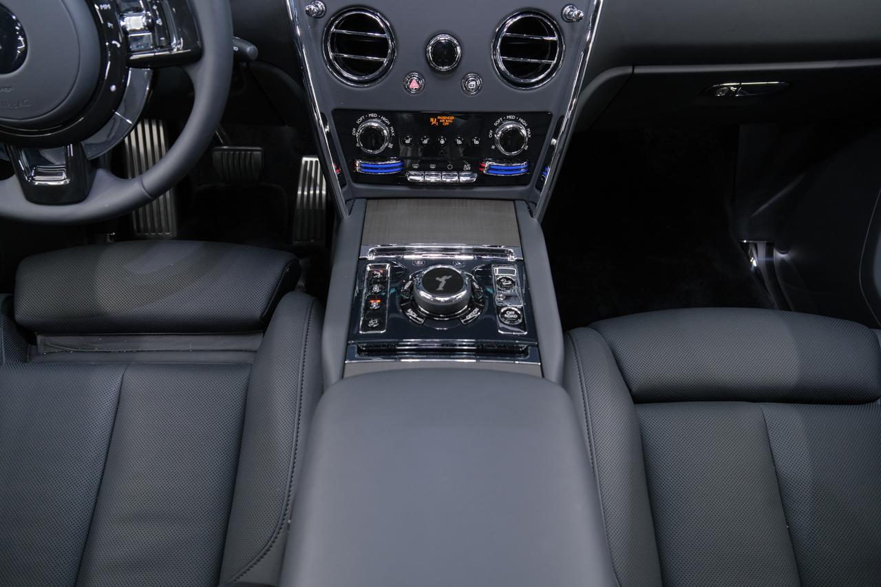 2026 Rolls-Royce Cullinan Mansory Wheels Miami FL