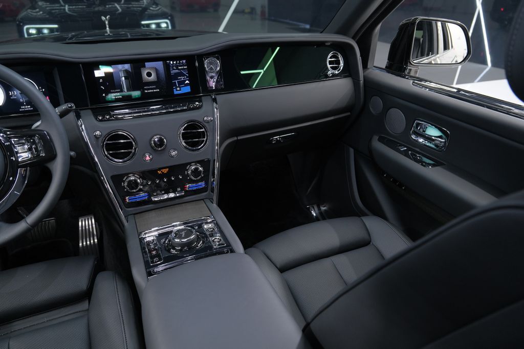 2026 Rolls-Royce Cullinan Mansory Wheels Miami FL