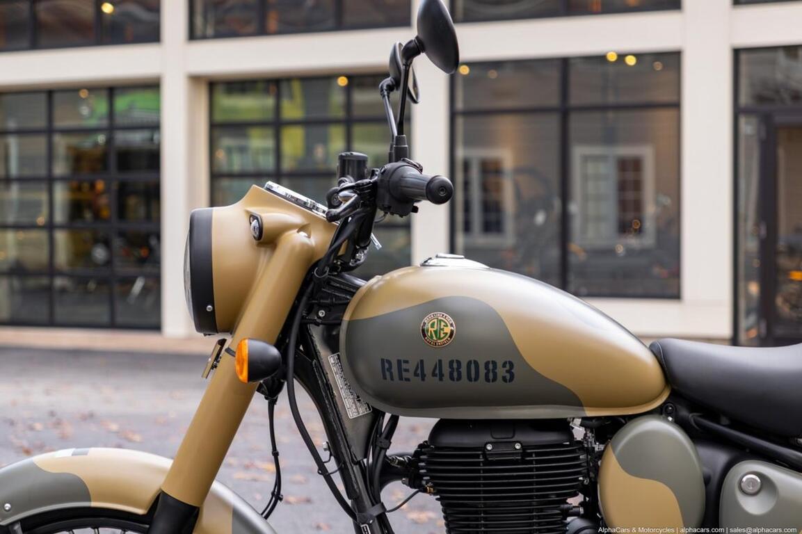 2026 Royal Enfield Classic 350 Commando Sand Boston MA 2026 Royal Enfield Classic 350 Commando Sand Boston MA