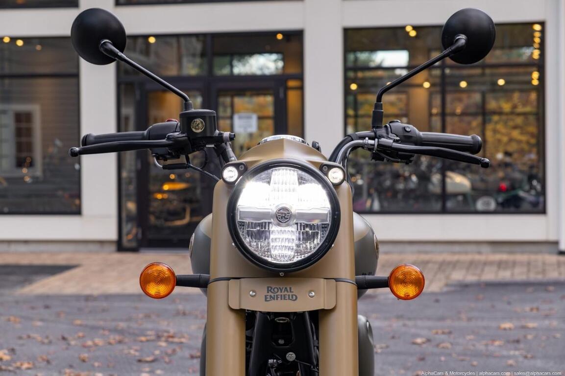 2026 Royal Enfield Classic 350 Commando Sand Boston MA 2026 Royal Enfield Classic 350 Commando Sand Boston MA