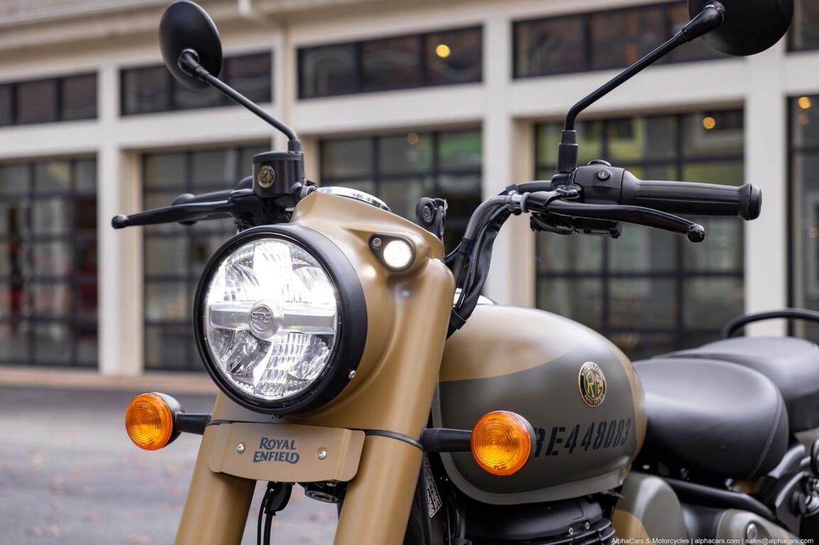 2026 Royal Enfield Classic 350 Commando Sand Boston MA 2026 Royal Enfield Classic 350 Commando Sand Boston MA