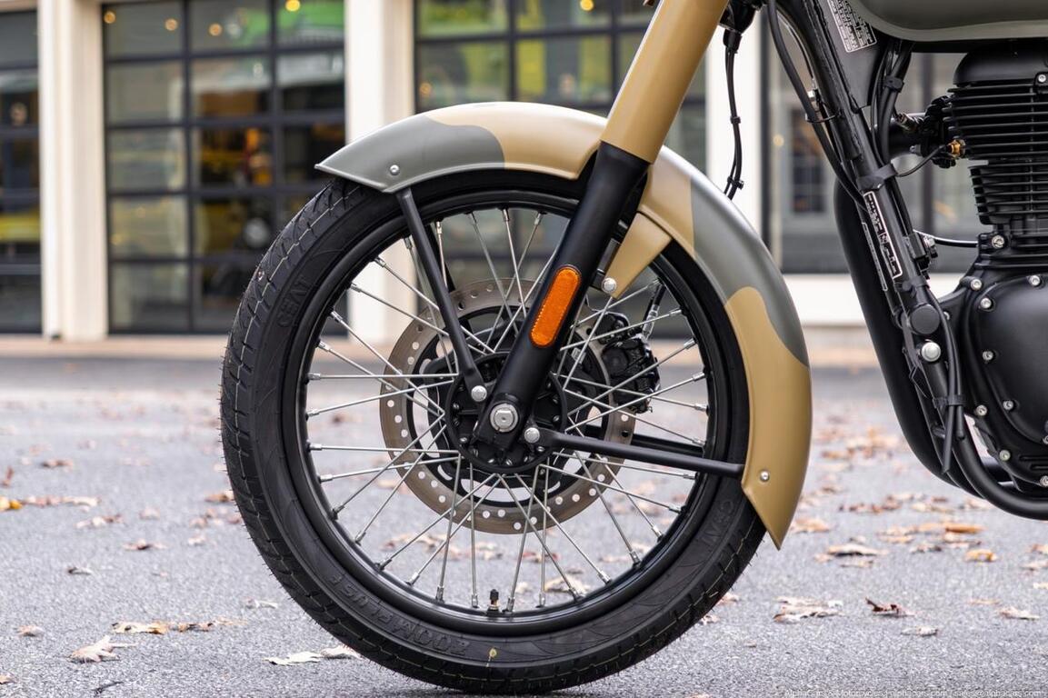 2026 Royal Enfield Classic 350 Commando Sand Boston MA 2026 Royal Enfield Classic 350 Commando Sand Boston MA