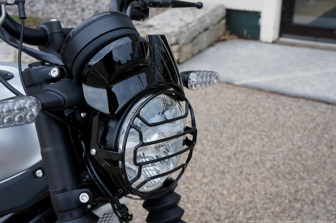 2026 Royal Enfield Guerilla 450 Smoke Silver Launch Edition Boston MA