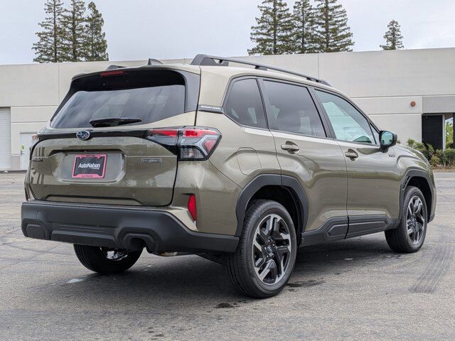 2026 Subaru Forester Premium Hybrid