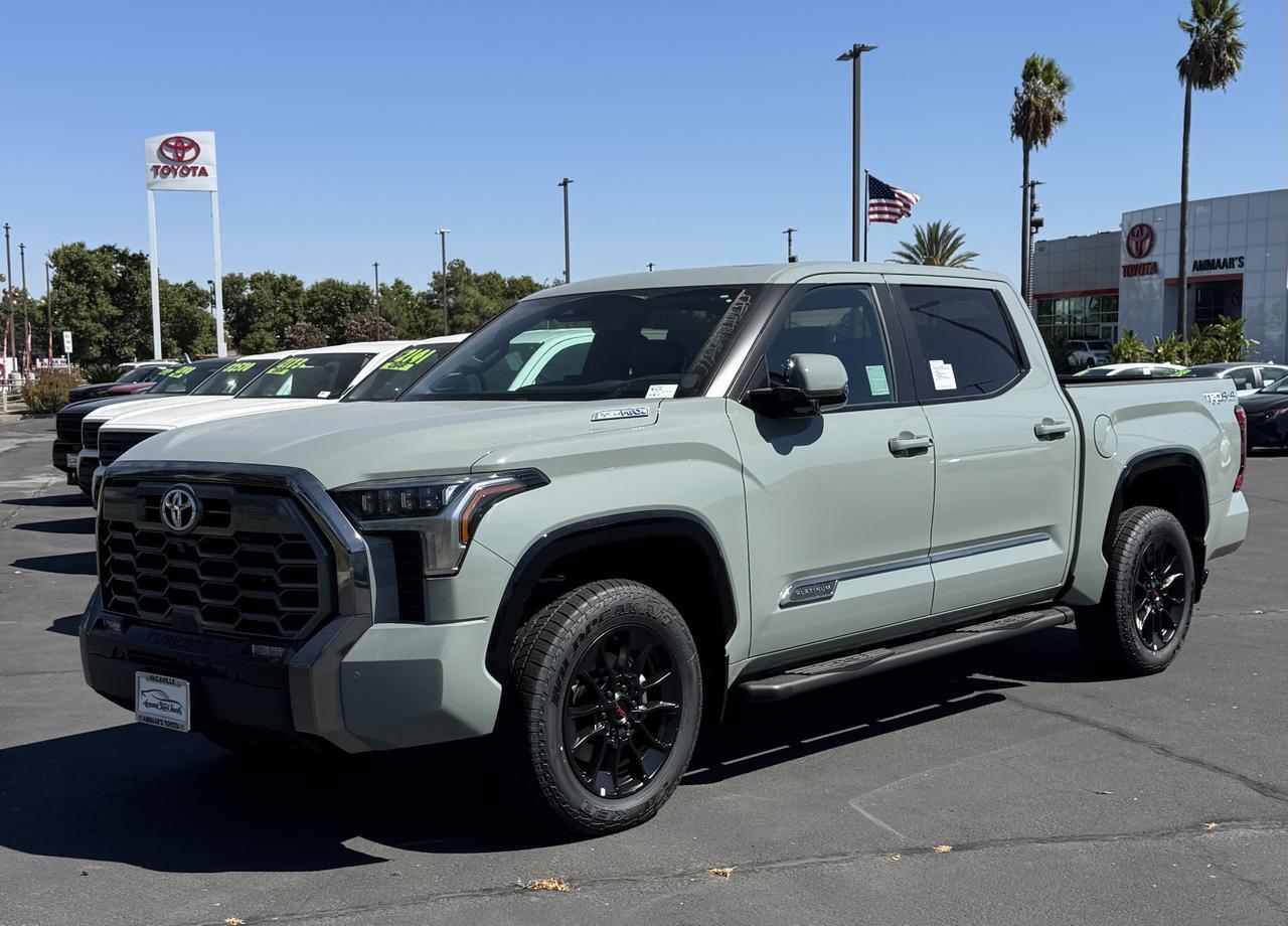 2026 TOYOTA TUNDRA HYBRID Platinum Crewmax