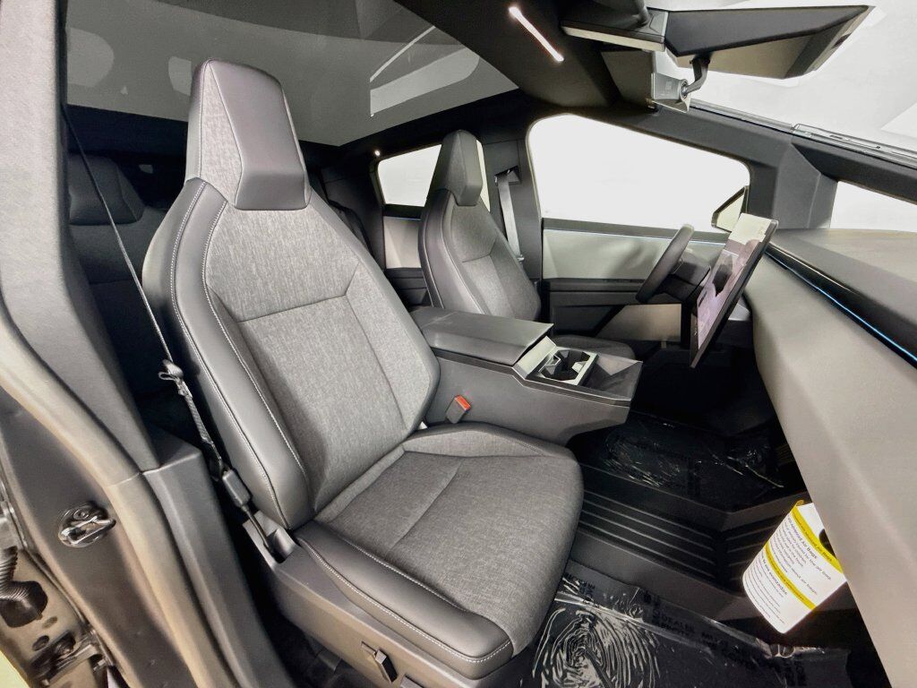 2026 Tesla Cybertruck Base Willowbrook IL