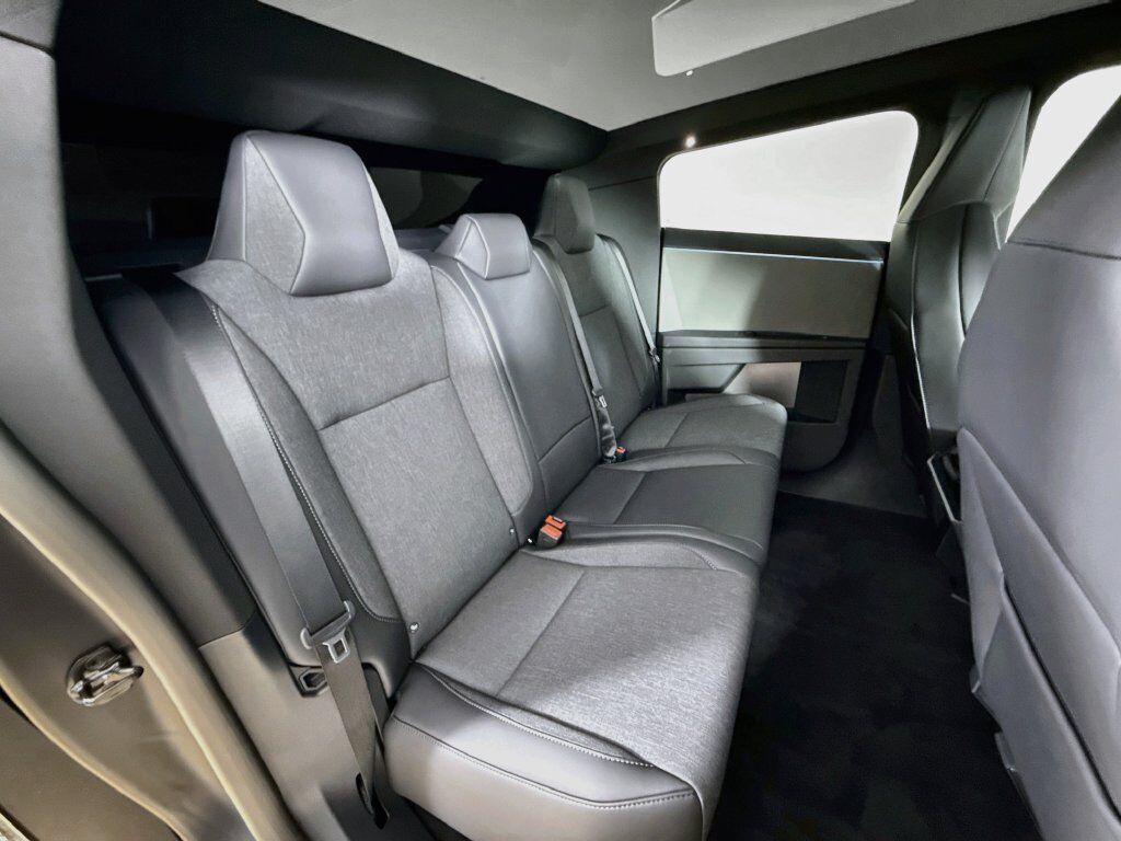 2026 Tesla Cybertruck Base Willowbrook IL