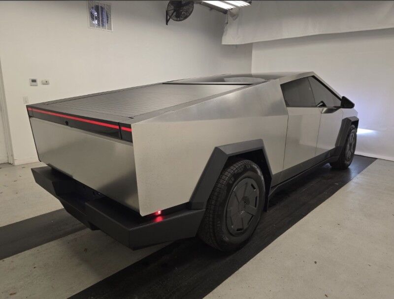 2026 Tesla Cybertruck FULL SELF DRIVING