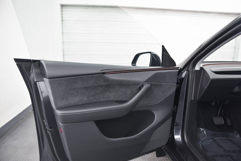 2026 Tesla Model Y Akron OH