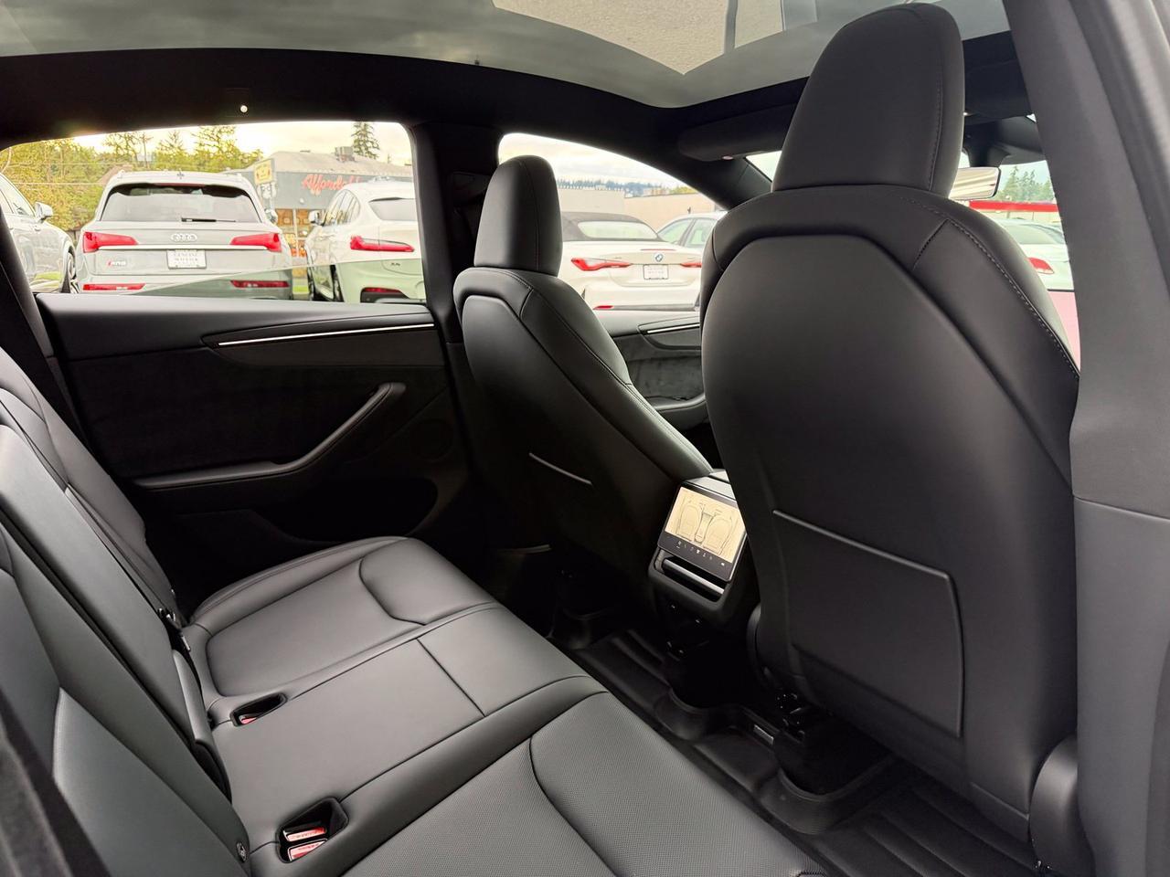 2026 Tesla Model Y Gladstone OR