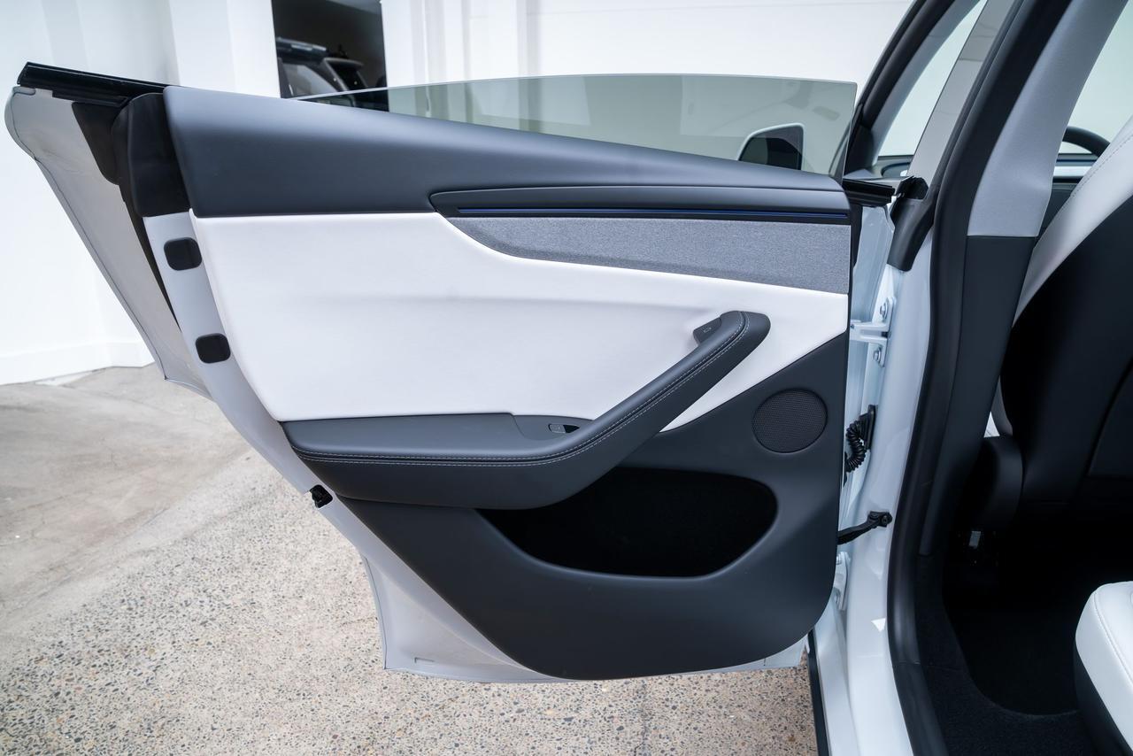 2026 Tesla Model Y 1 Owner Vented Seats Portland OR