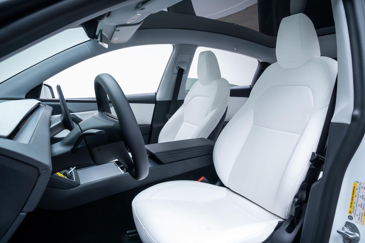 2026 Tesla Model Y 1 Owner Vented Seats Portland OR