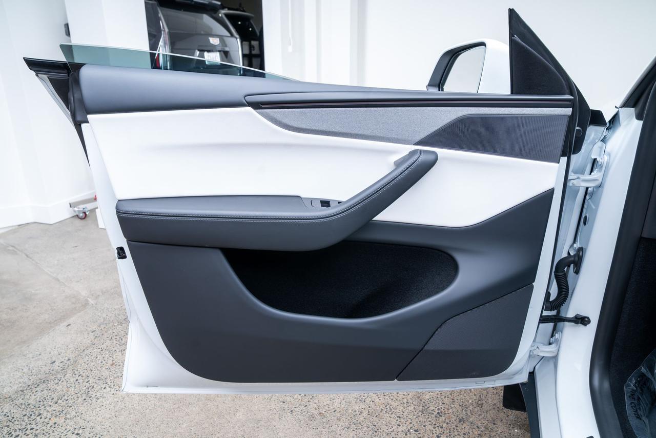 2026 Tesla Model Y 1 Owner Vented Seats Portland OR