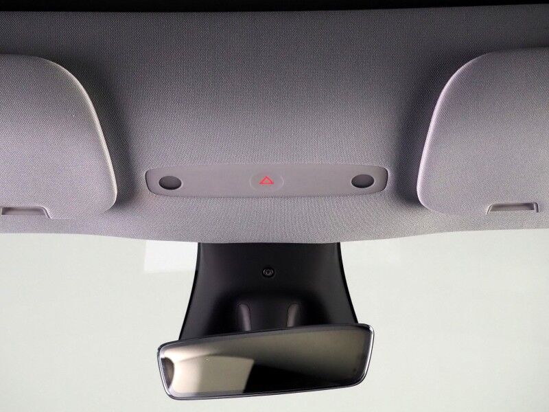 2026 Tesla Model Y Long Range AWD *AUTOPILOT, NAVIGATION, SAFETY ALERTS, ADAPTIVE CRUISE, AUTOMATIC PARKING, SURROUND CAMERAS, PANORAMA GLASS ROOF, CLIMATE SEATS, HEATED STEERING, 20 INCH HELIX WHEELS, WIRELESS CHARGING Round Rock TX