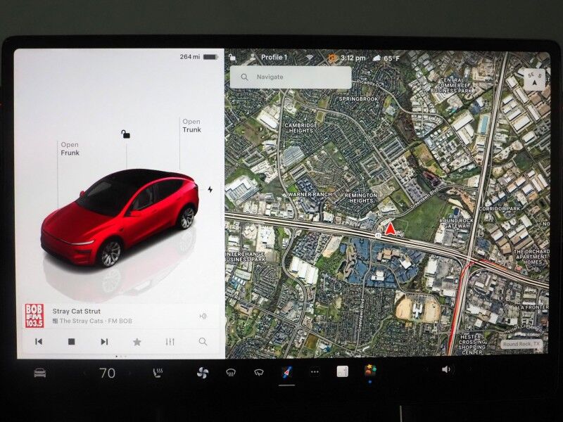 2026 Tesla Model Y Long Range AWD *AUTOPILOT, NAVIGATION, SAFETY ALERTS, ADAPTIVE CRUISE, AUTOMATIC PARKING, SURROUND CAMERAS, PANORAMA GLASS ROOF, CLIMATE SEATS, HEATED STEERING, 20 INCH HELIX WHEELS, WIRELESS CHARGING Round Rock TX