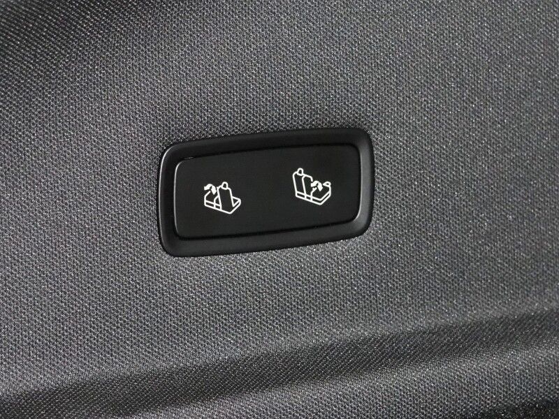 2026 Tesla Model Y Long Range AWD *AUTOPILOT, NAVIGATION, SAFETY ALERTS, ADAPTIVE CRUISE, AUTOMATIC PARKING, SURROUND CAMERAS, PANORAMA GLASS ROOF, CLIMATE SEATS, HEATED STEERING, 20 INCH HELIX WHEELS, WIRELESS CHARGING Round Rock TX