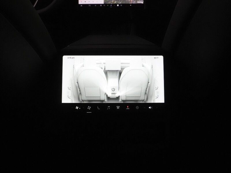 2026 Tesla Model Y Long Range AWD *AUTOPILOT, NAVIGATION, SAFETY ALERTS, ADAPTIVE CRUISE, AUTOMATIC PARKING, SURROUND CAMERAS, PANORAMA GLASS ROOF, CLIMATE SEATS, HEATED STEERING, 20 INCH HELIX WHEELS, WIRELESS CHARGING Round Rock TX