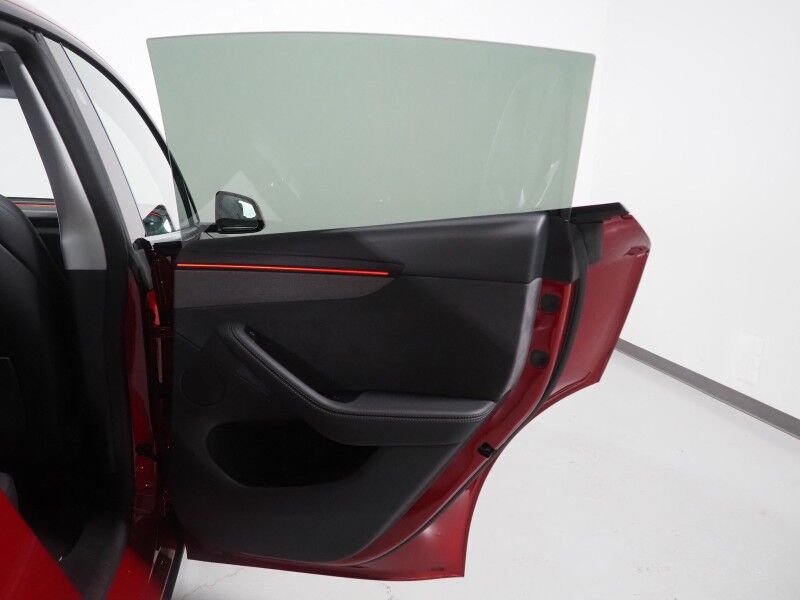 2026 Tesla Model Y Long Range AWD *AUTOPILOT, NAVIGATION, SAFETY ALERTS, ADAPTIVE CRUISE, AUTOMATIC PARKING, SURROUND CAMERAS, PANORAMA GLASS ROOF, CLIMATE SEATS, HEATED STEERING, 20 INCH HELIX WHEELS, WIRELESS CHARGING Round Rock TX