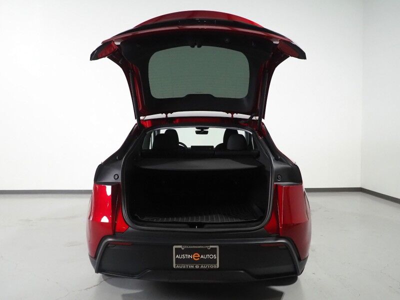 2026 Tesla Model Y Long Range AWD *AUTOPILOT, NAVIGATION, SAFETY ALERTS, ADAPTIVE CRUISE, AUTOMATIC PARKING, SURROUND CAMERAS, PANORAMA GLASS ROOF, CLIMATE SEATS, HEATED STEERING, 20 INCH HELIX WHEELS, WIRELESS CHARGING Round Rock TX